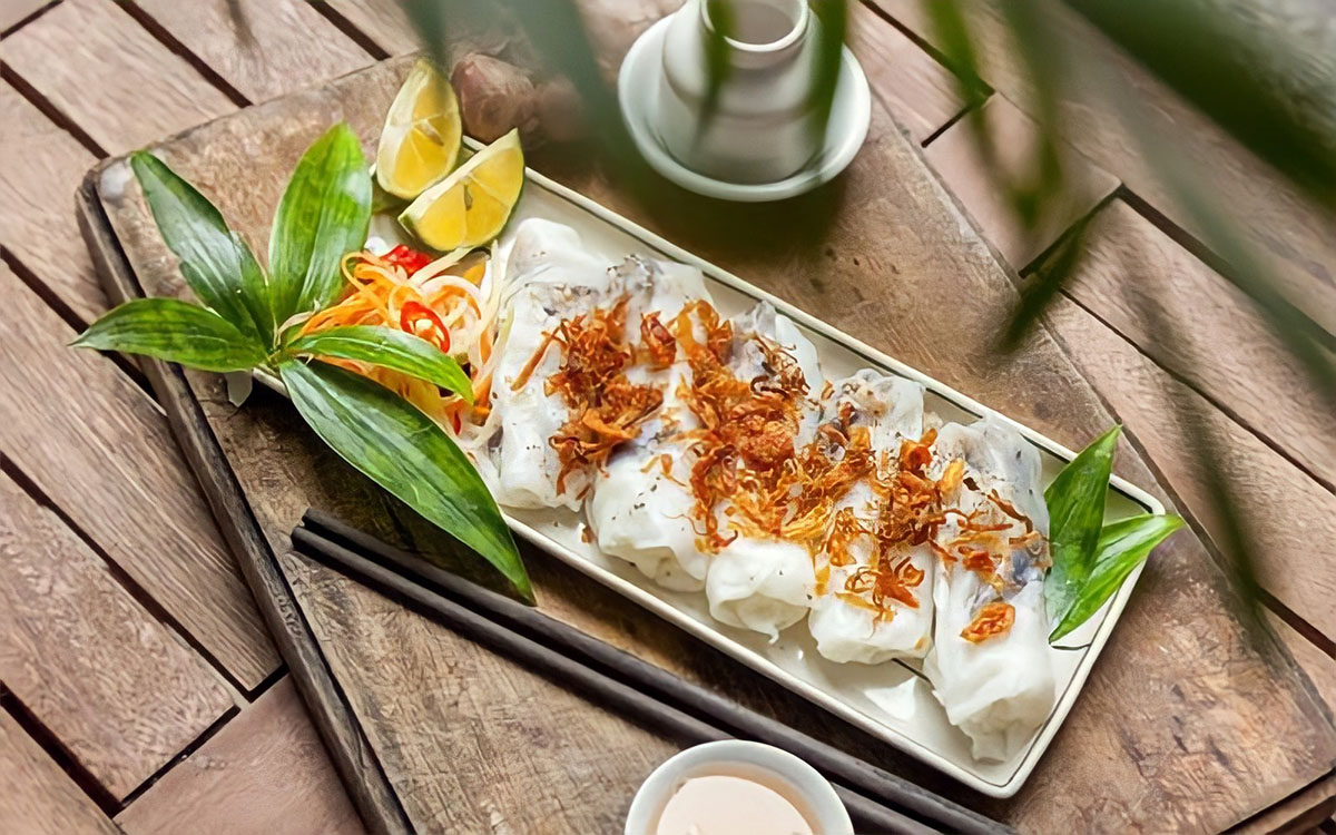 Bánh cuốn là món ăn Việt Nam nổi tiếng ở miền Bắc