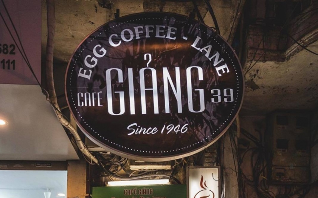Cà phê Giảng gồm hai chi nhánh tại Hà Nội