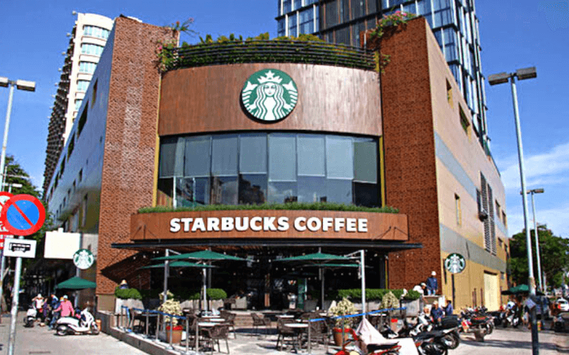 Starbucks thu hút khách hàng với những địa điểm độc đáo