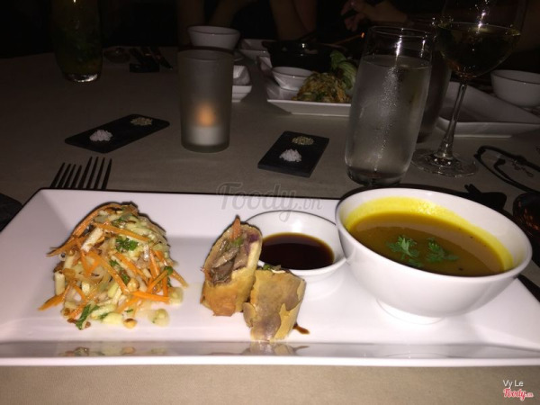 an-no-bung-con-co-bar-de-chill-60ed675e1b4a6.jpg