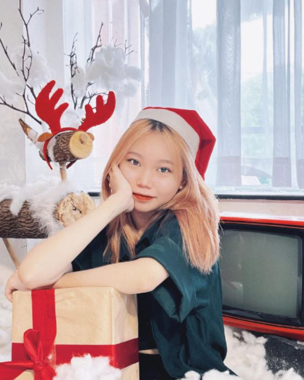 caffein-o-tan-phu-ma-muon-song-ao-mua-noel-nay-thi-di-dau-63a29ced7d753.jpg