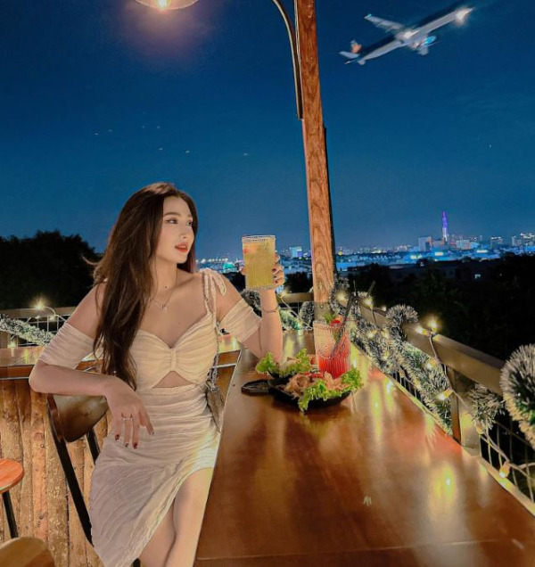 hen-rooftop-chiec-rooftop-ngam-may-bay-moi-toanh-cho-team-go-vap-63a19eef78af8.jpg