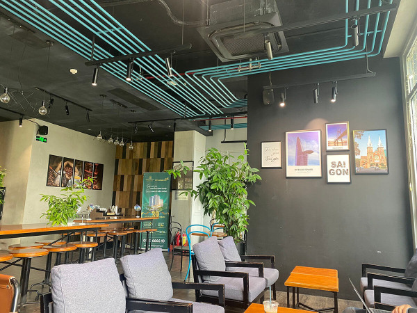 lan-dau-den-u-cafe-landmark-6348d0ef7f4fc.jpg
