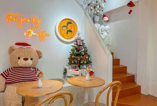 the-kove-coffee-1-chiec-cafe-style-han-xinh-xan-nam-tren-duong-bui-dinh-tuy-binh-thanh-63a904d227491.jpg