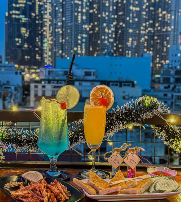 vivu-rooftop-mot-chiec-rooftop-ngam-tron-landmark-81-cuc-soang-chanh-63895363a8438.jpg