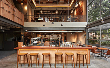 The Coffee House: Đầu tư cả về không gian lẫn menu thức uống riêng biệt
