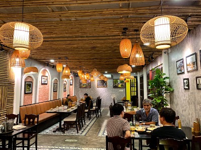 Hoa Su Restaurant & Coffee