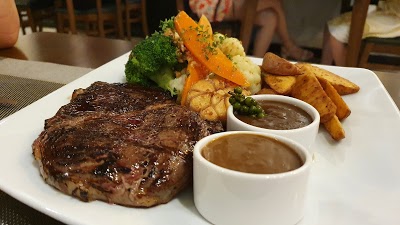 vinh-steak-n-ale-5.jpg