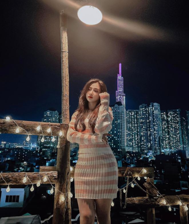 khoi-rooftop-mot-khong-gian-chill-nhe-nhang-cho-mua-noel-lanh-gia-638c08b0c9685.jpg