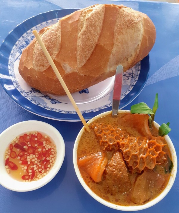 Phá Lấu Cô Mai - Tôn Đản - 2